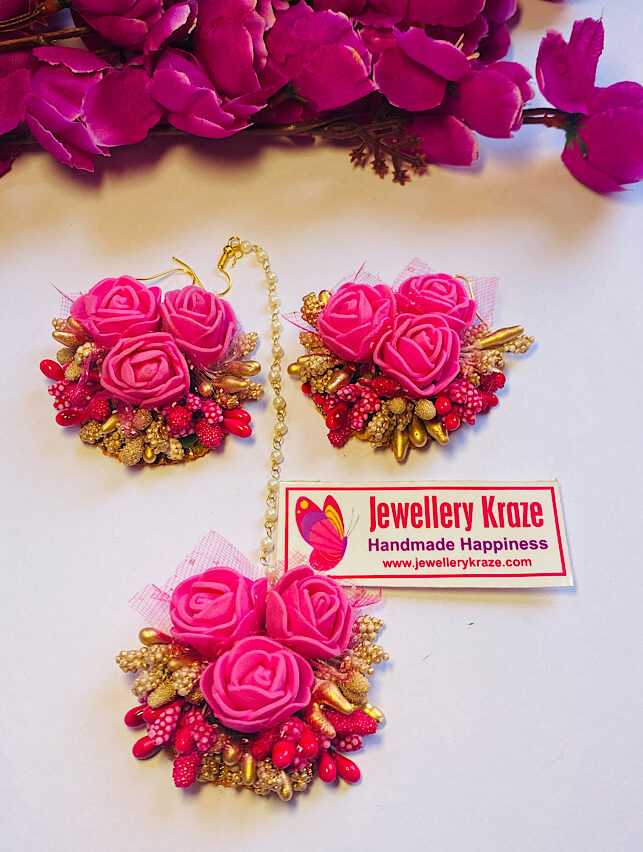 Shakuntala’s Floral – Artful Pink Gold Earings Set