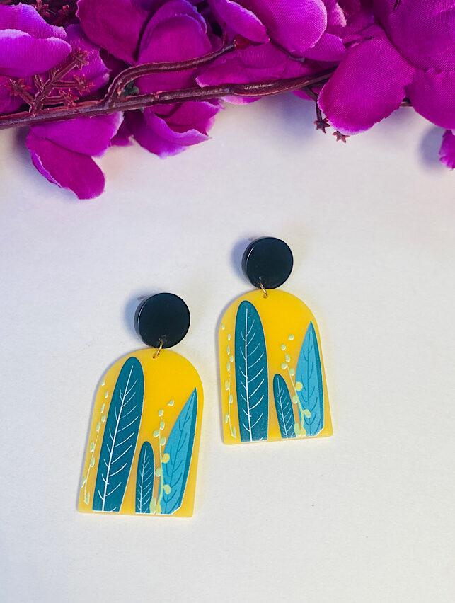 Funky Fashion – Festive Yellow Blue Earings