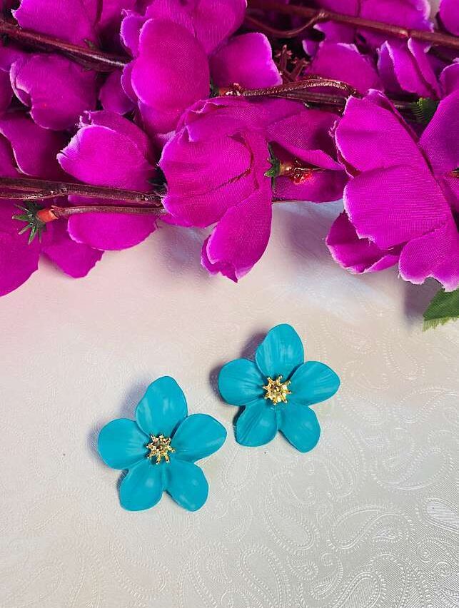 Funky Fashion – Floral  Clay Earings Blue