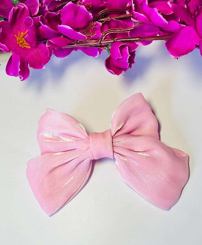 Bow Clips – Satin Shimmer Clip Pink