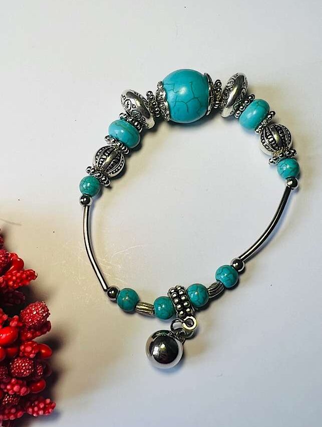 Funky Fashion – Torquoise Silver Charm Bracelet