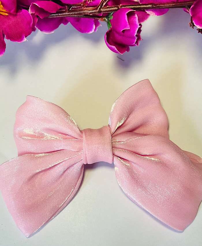 Bow Clips – Satin Shimmer Clip Pink